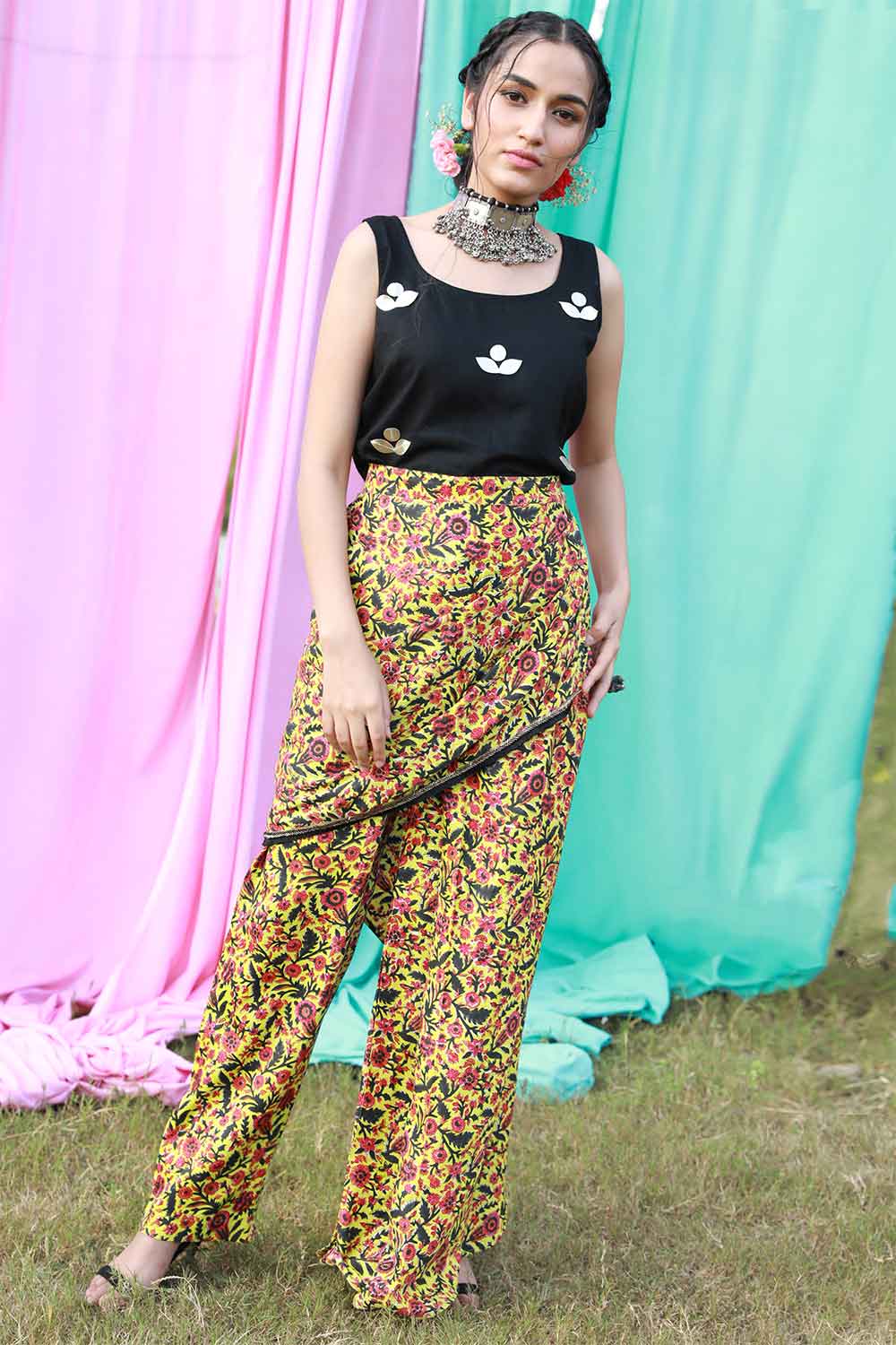 Block Printed Pleated Pants with Tank Top - Main Image